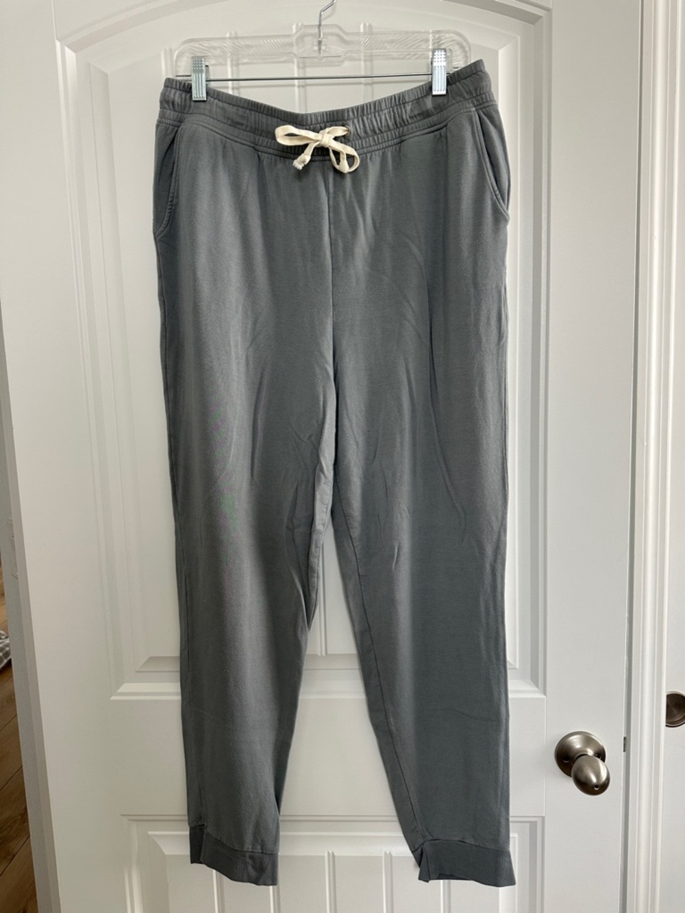 Magnolia Skate Gray Sweatpants Joggers with Cream Drawstring